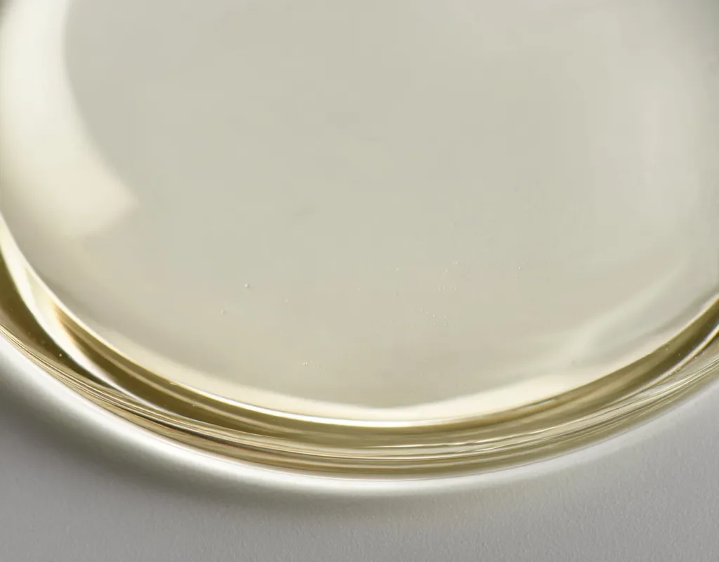 Purema CBD isolate oil production process, from CO₂ extraction to final third-party testing